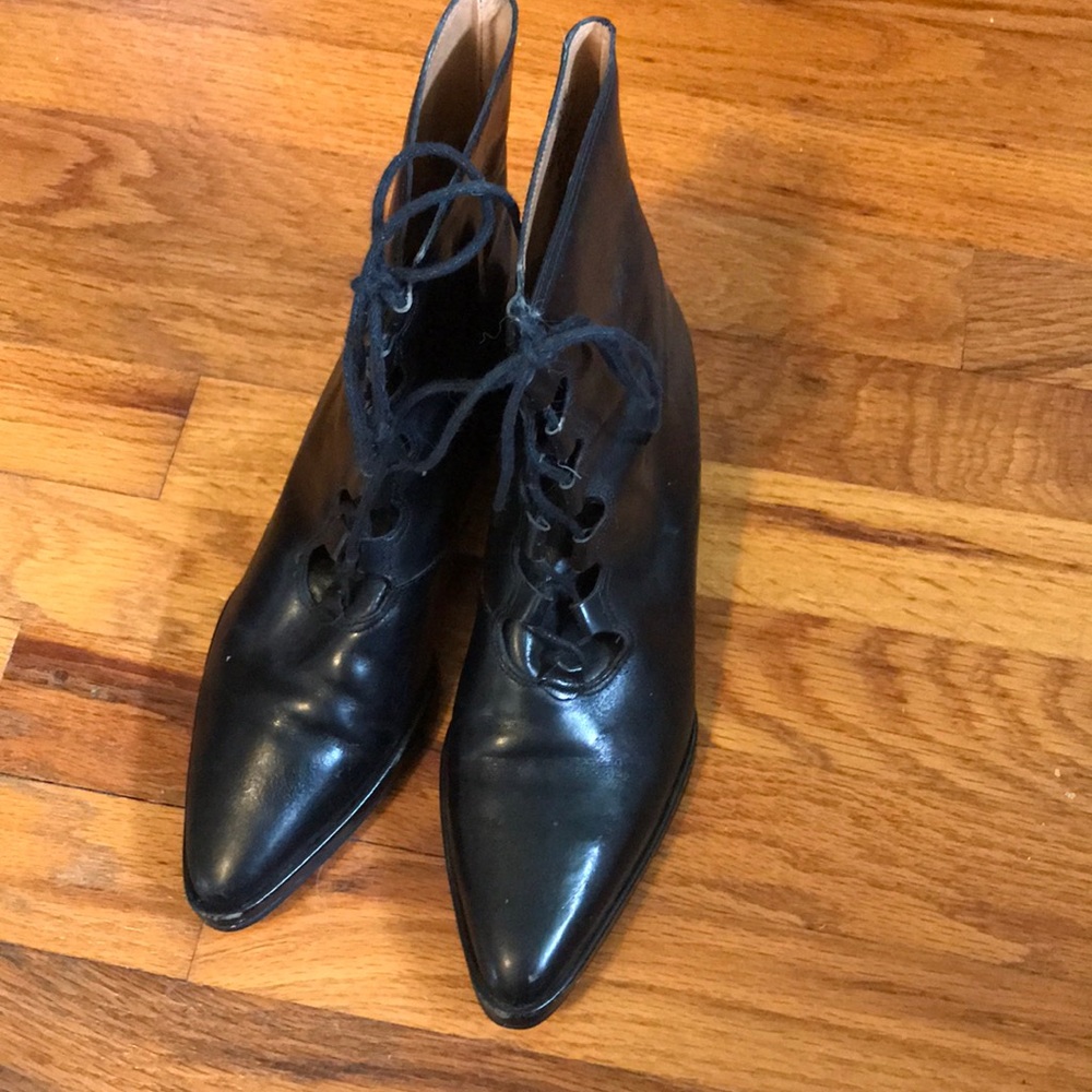 Black leather lace up vintage boots